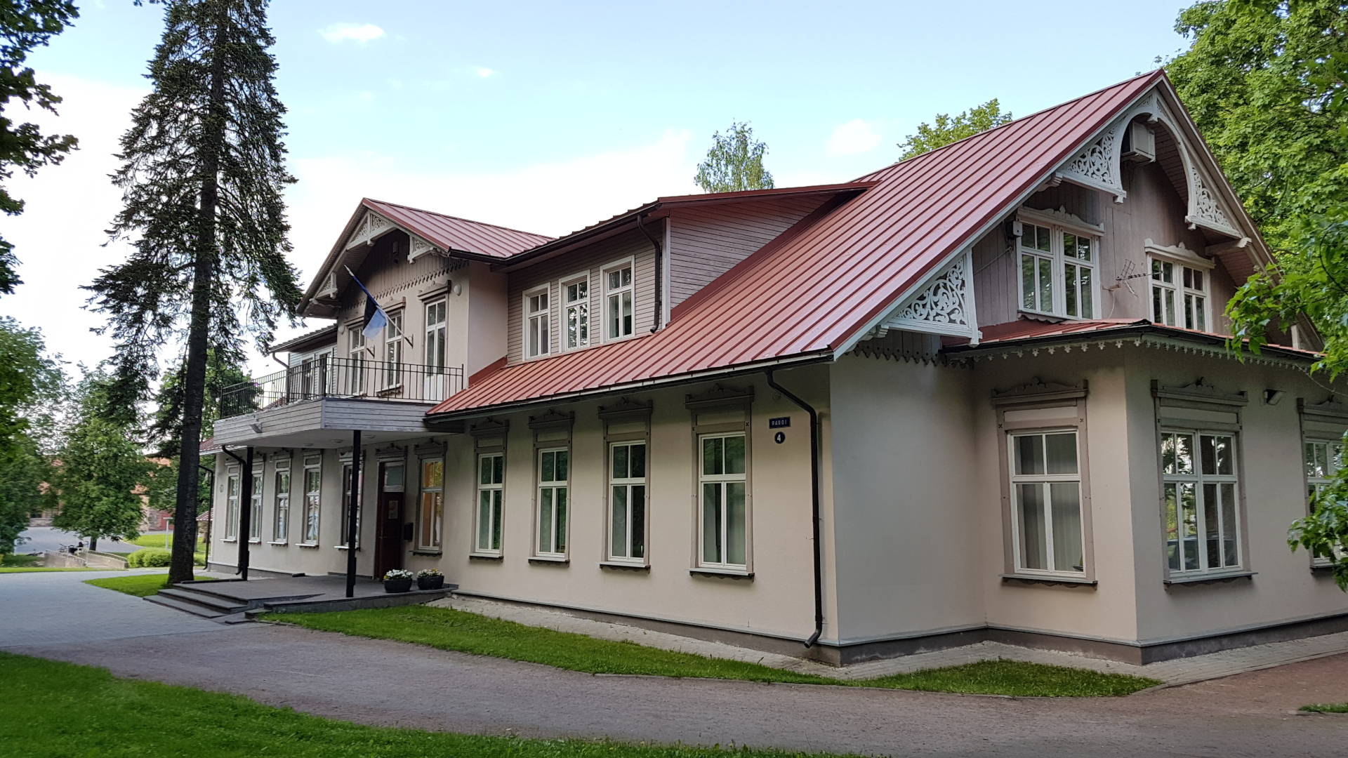 Häärberihoone